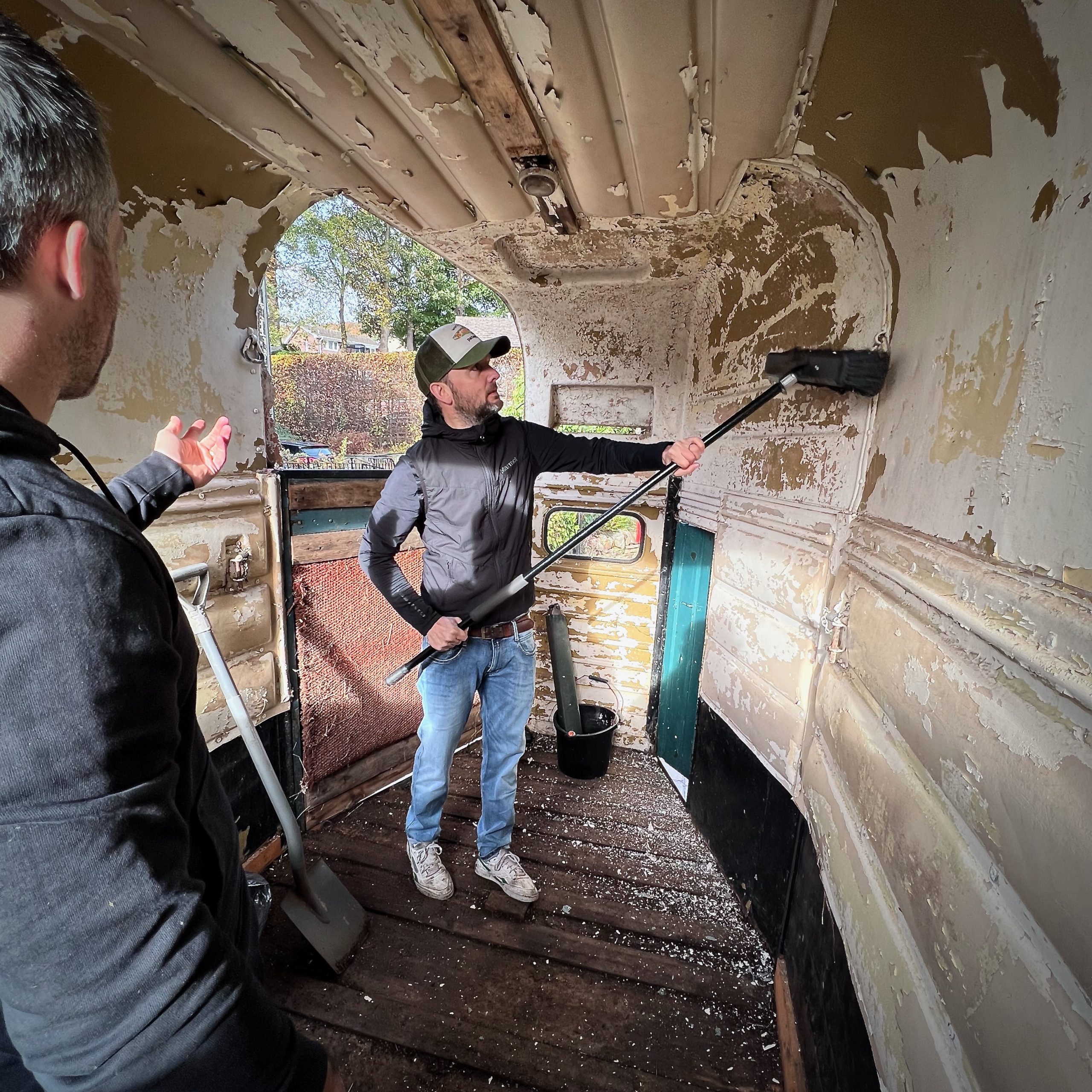 Northern Box Bar Team clean the Horse Box